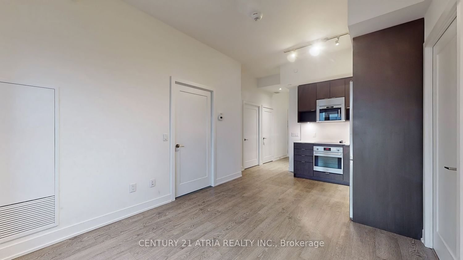 7 Mabelle Ave, unit 3701 for sale - image #10
