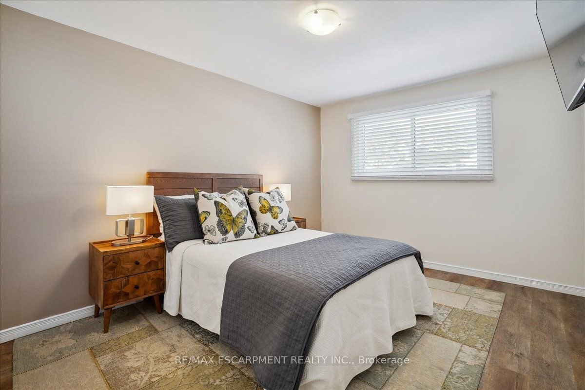 2228 Upper Middle Rd, unit 2 for sale - image #17