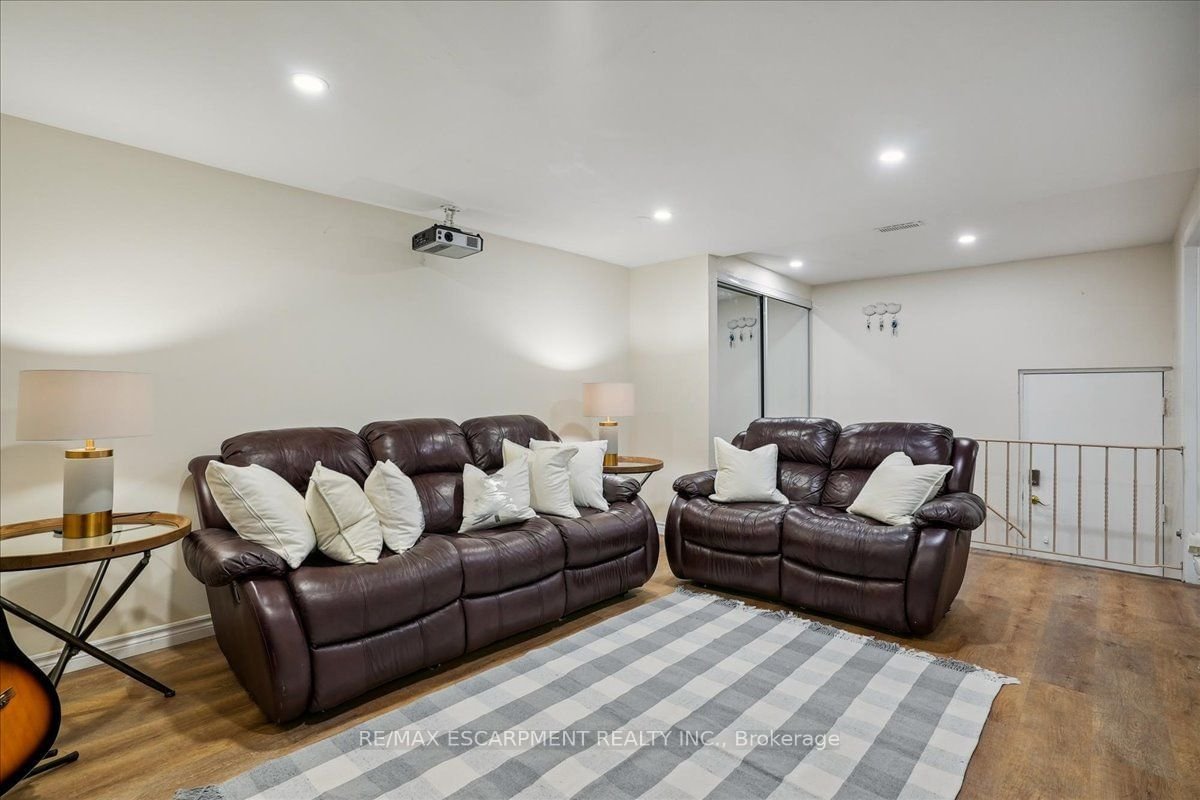 2228 Upper Middle Rd, unit 2 for sale - image #22