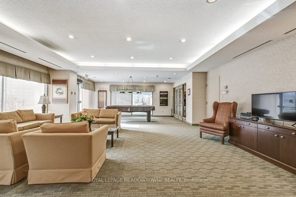 1700 The Collegeway, unit 301 for sale - image #29