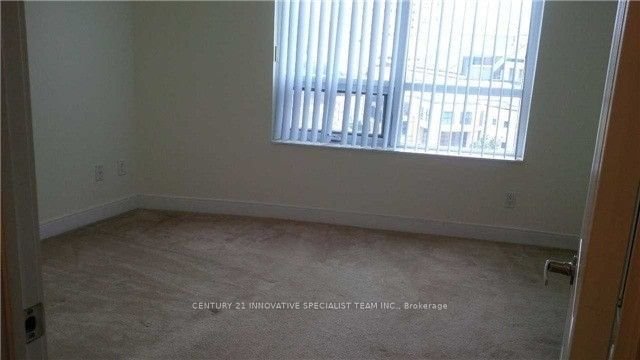 330 Burnhamthorpe Rd W, unit 905 for rent - image #5