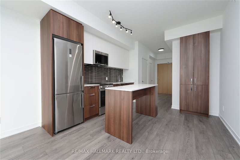 1787 St Clair Ave W, unit 501 for rent - image #1