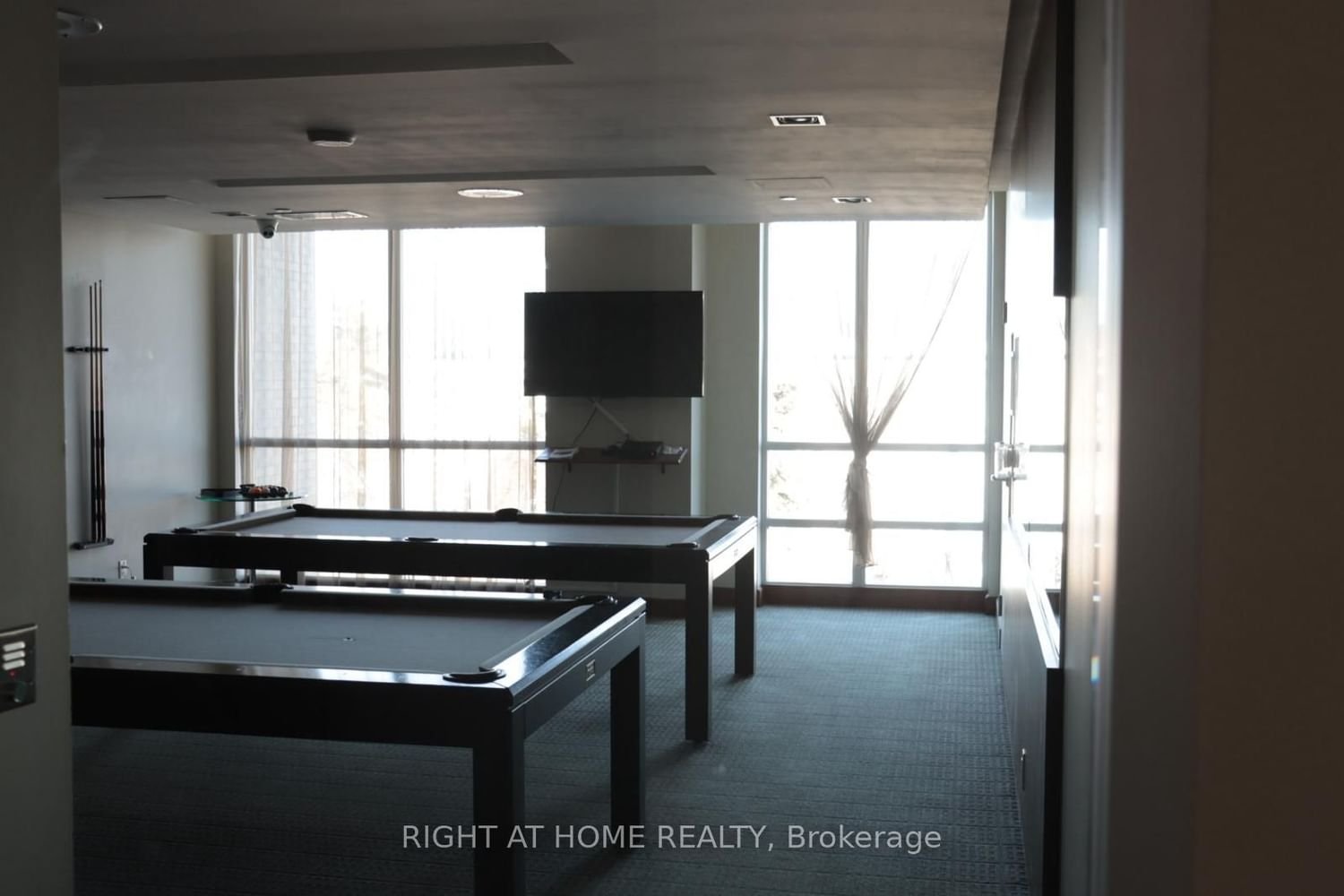 215 Sherway Gardens Rd, unit 2409 for sale - image #5