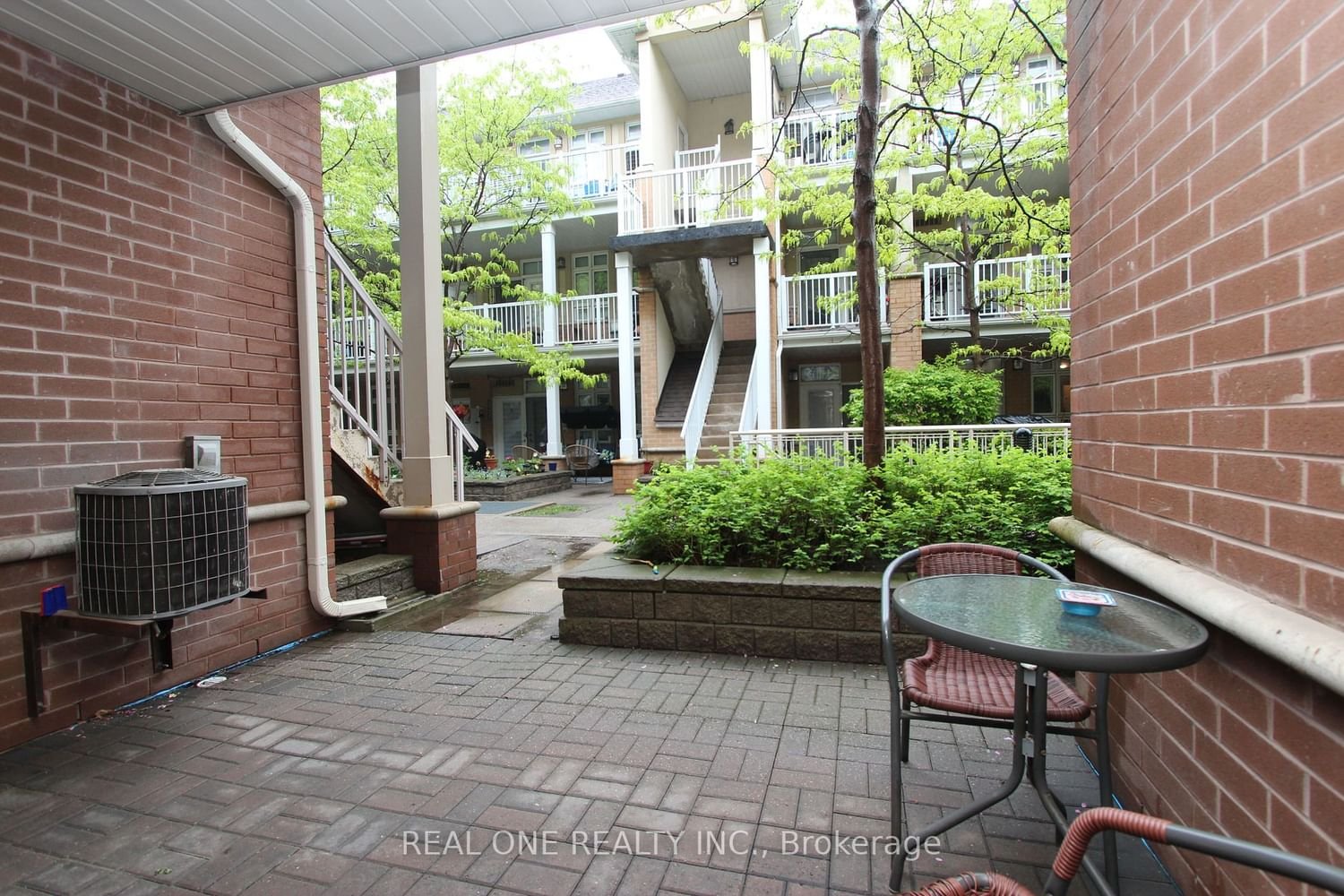 38 Gibson Ave, unit 11 for sale - image #9