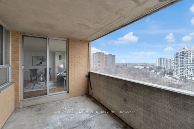 40 Panorama Crt, unit 1207 for sale - image #17