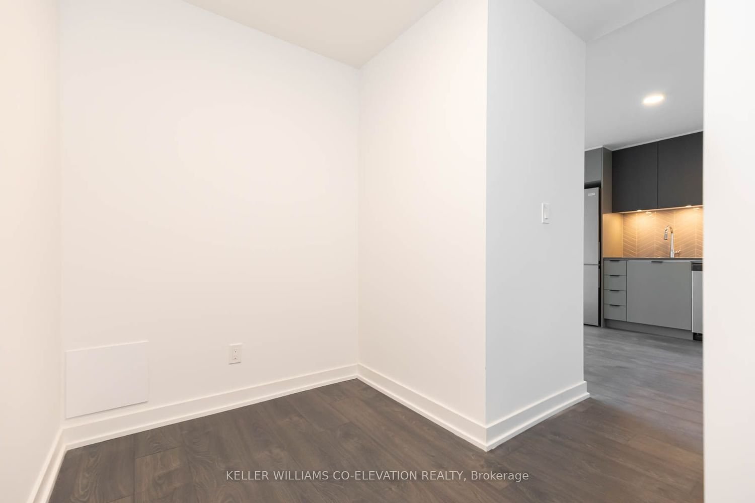 57 Brock Ave, unit 403 for rent - image #22