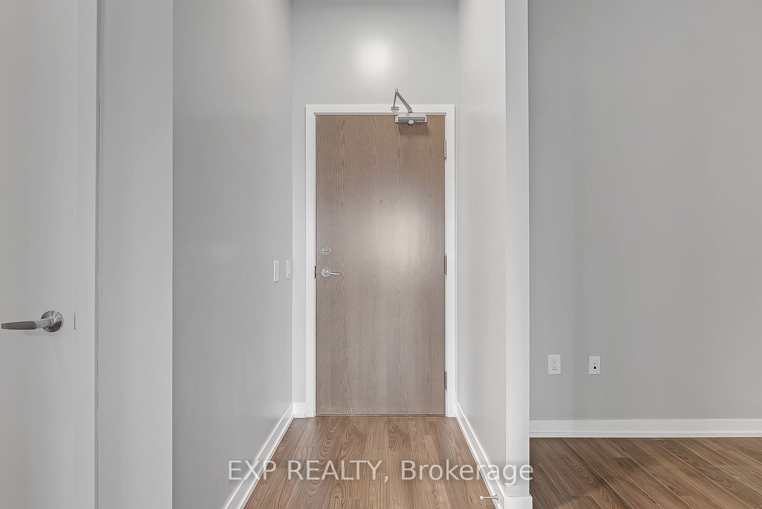 2560 Eglinton Ave W, unit 2506 for rent - image #3