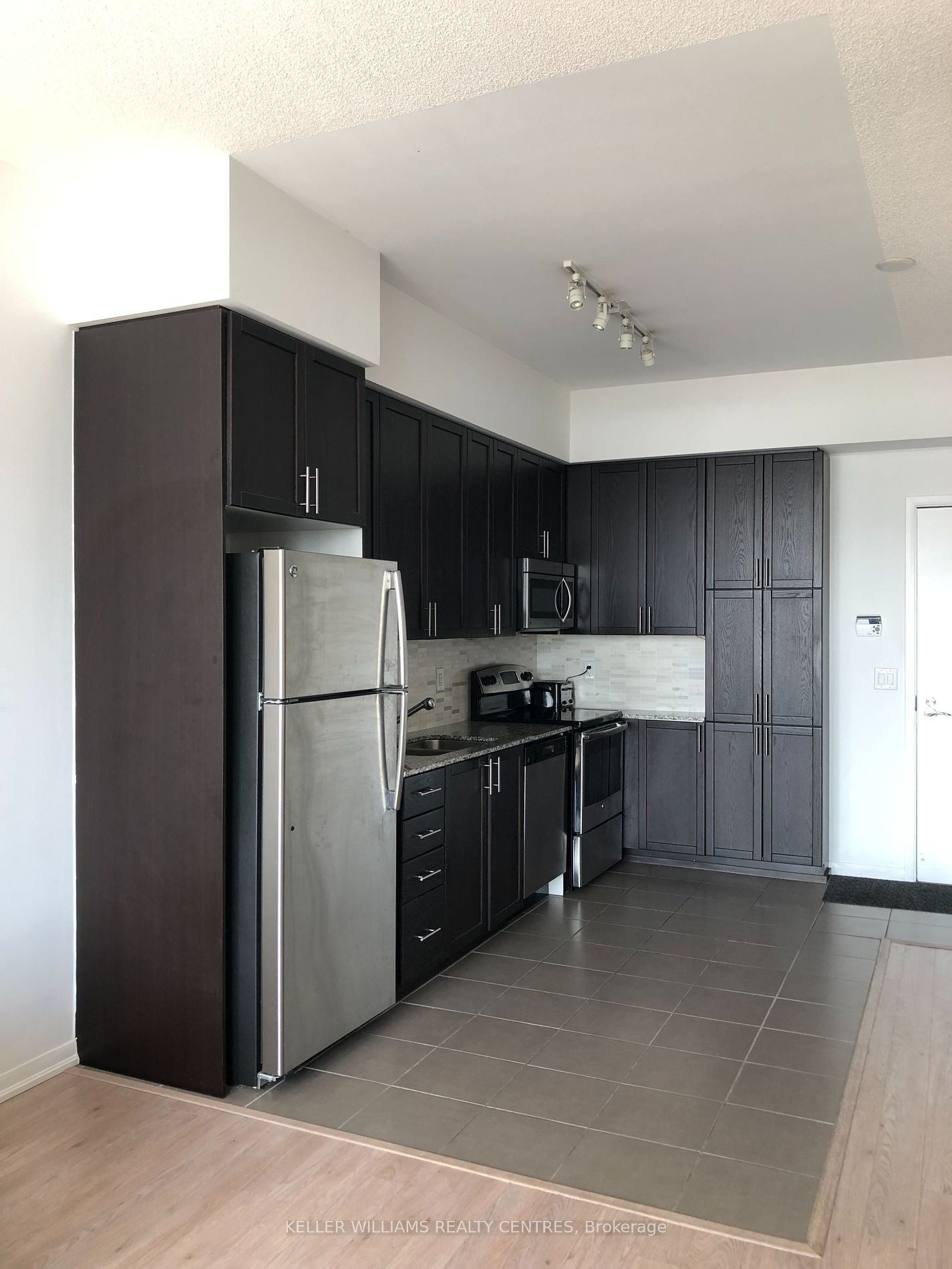 830 Lawrence Ave W, unit 843 for rent - image #4