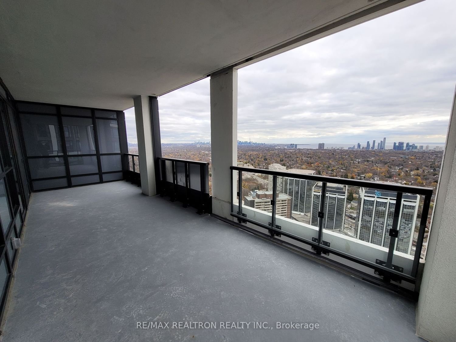 5 Mabelle Ave, unit 4229 for sale - image #14