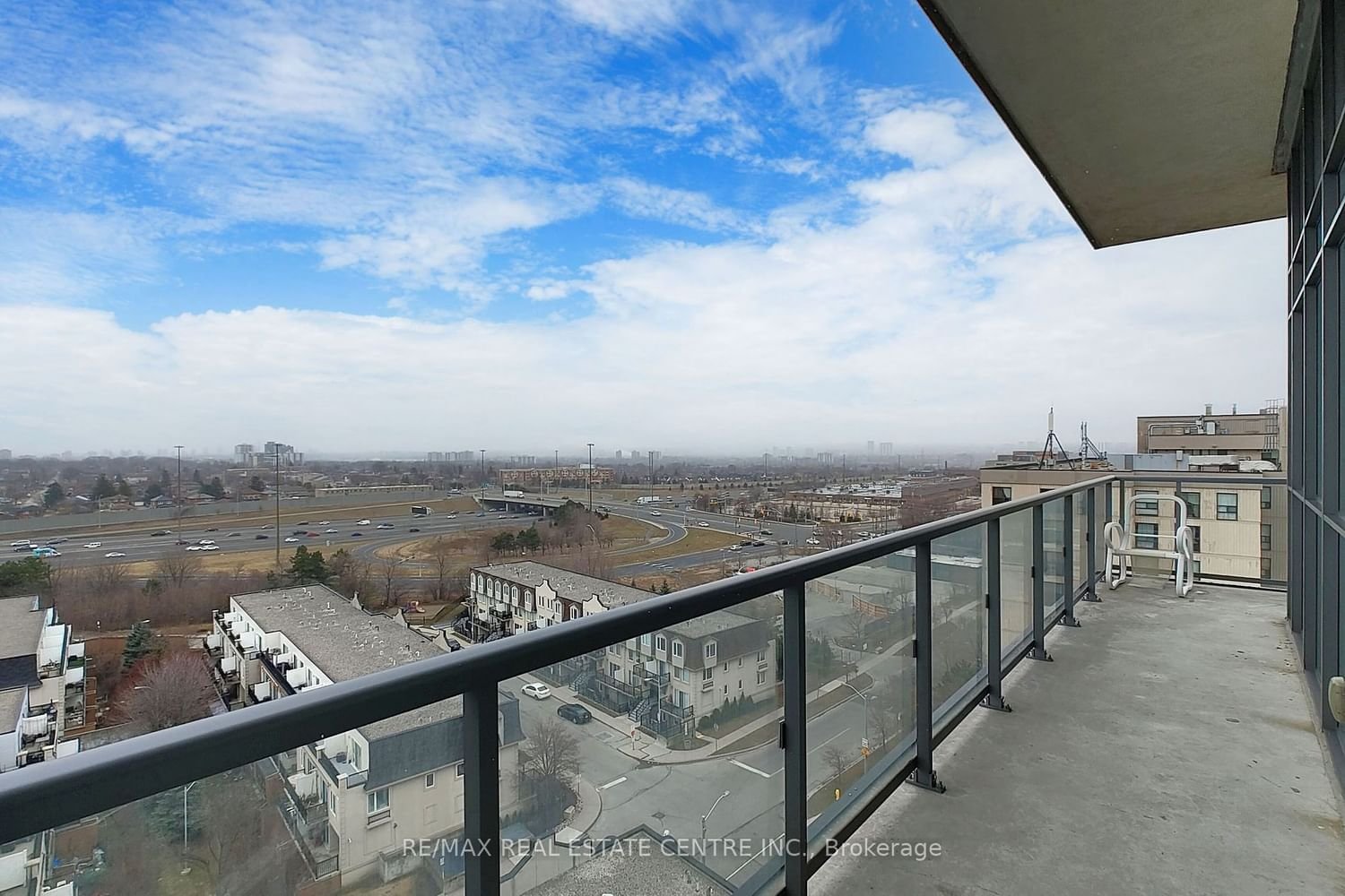 15 James Finlay Way, unit 1126 for sale - image #31