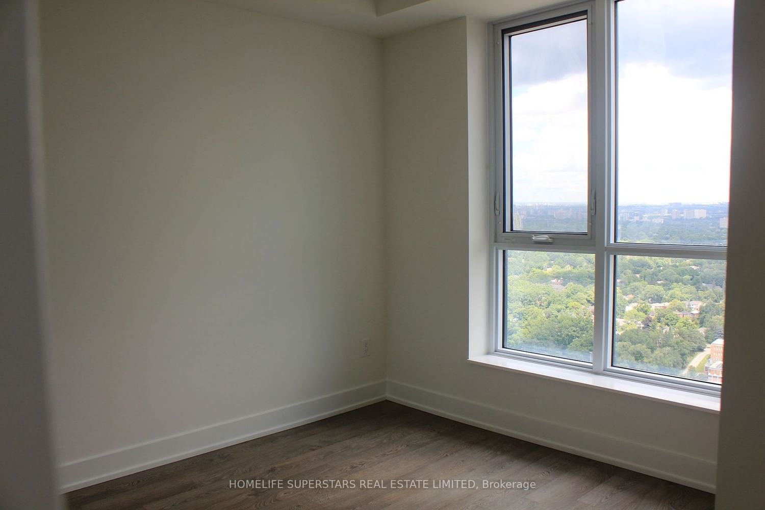 7 Mabelle Ave, unit 4107 for rent - image #11