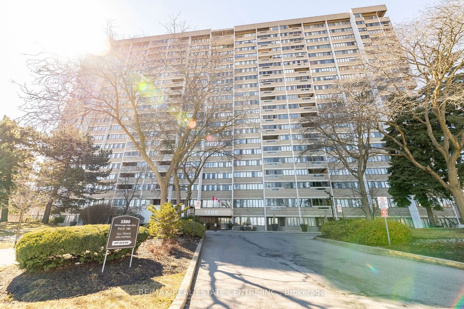 1580 Mississauga Valy, unit 609 for sale - image #3