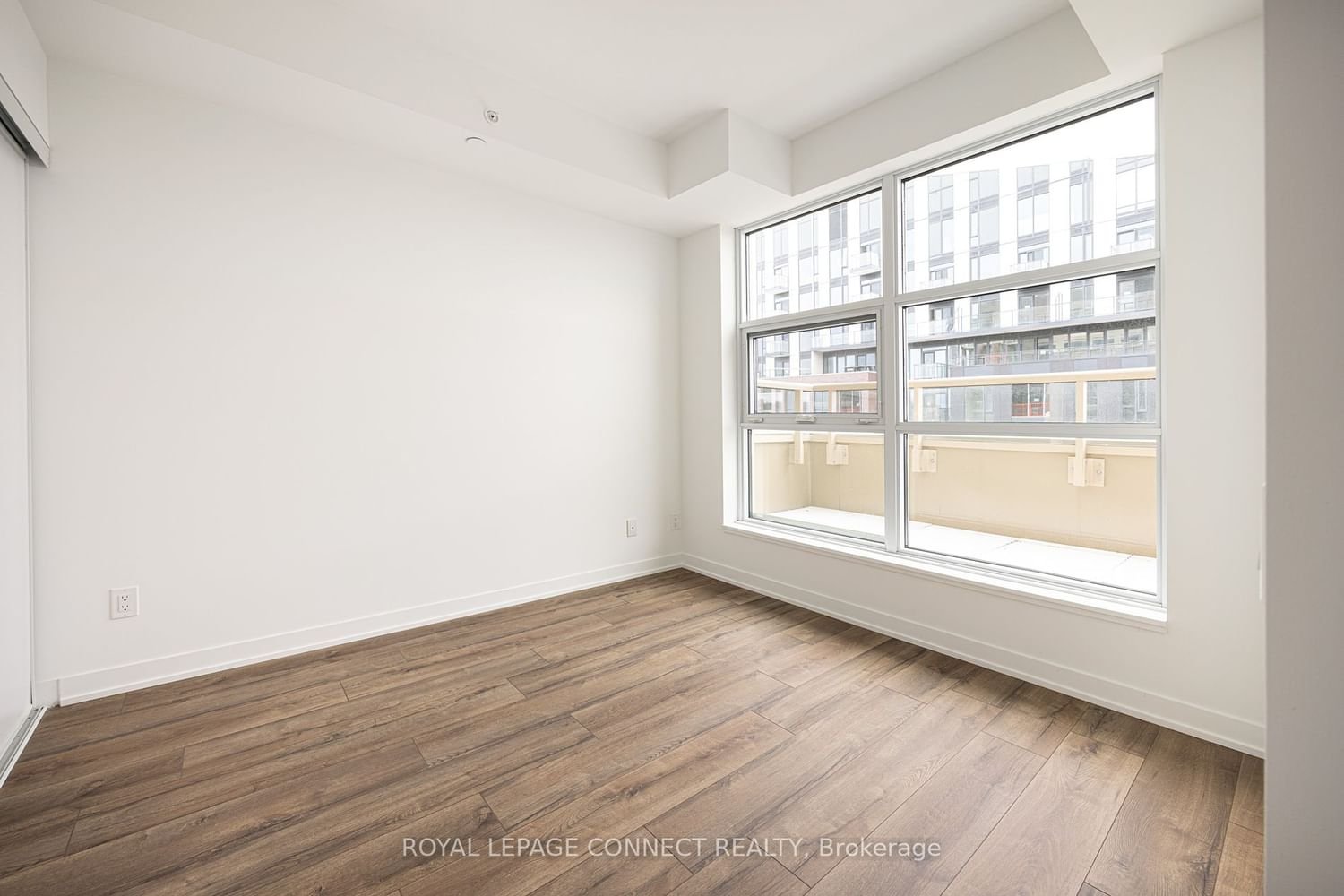 1787 St. Clair Ave W, unit 712 for rent - image #11
