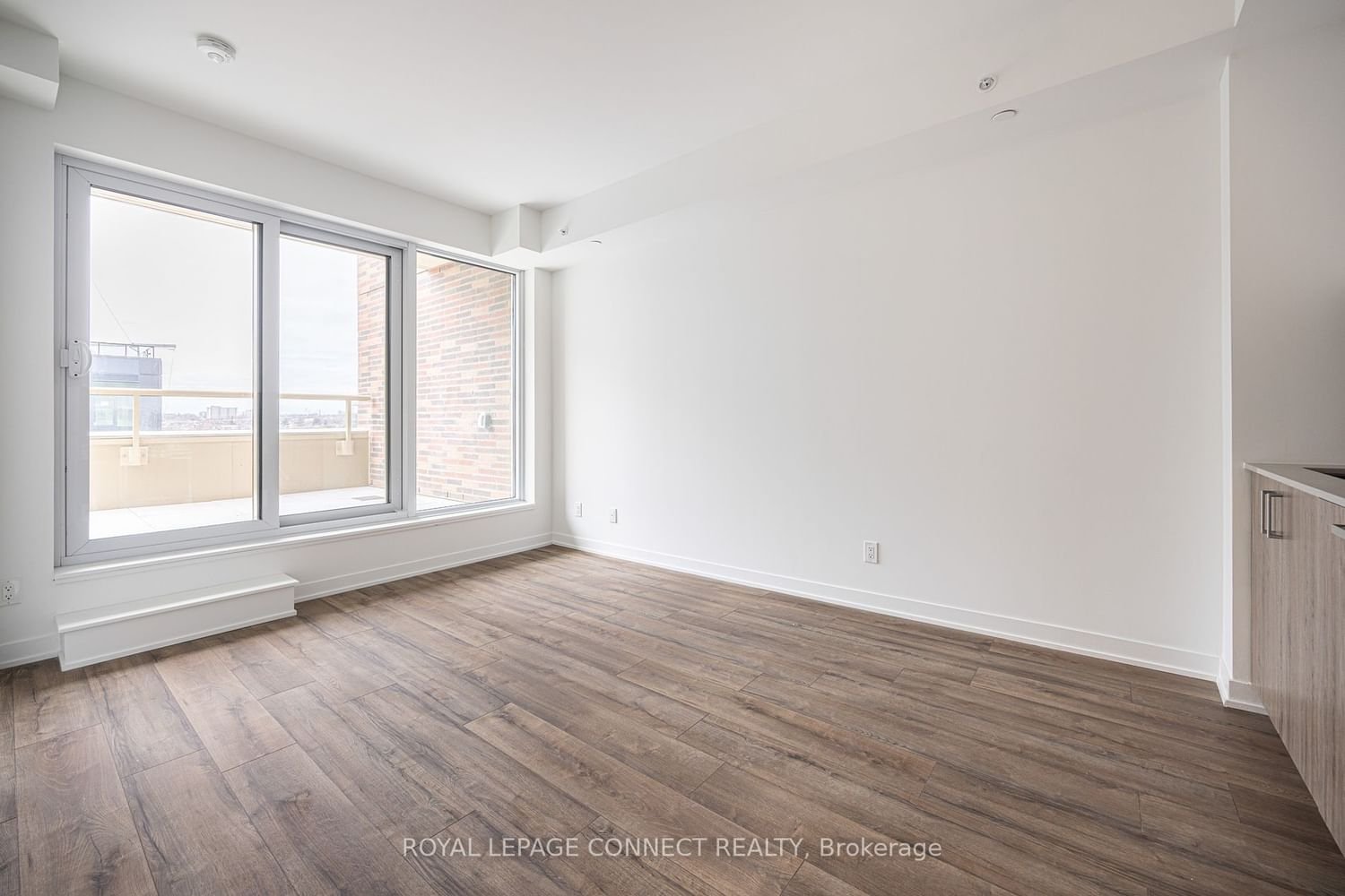 1787 St. Clair Ave W, unit 712 for rent - image #5