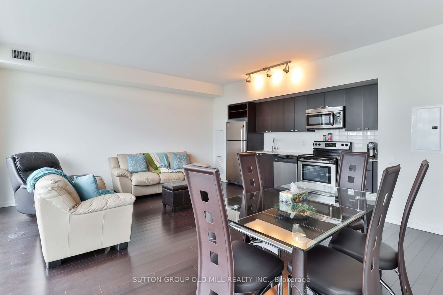 105 The Queensway, unit 2516 for rent - image #13