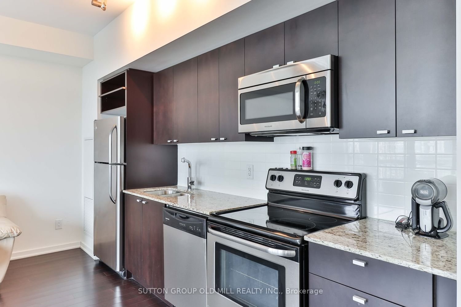 105 The Queensway, unit 2516 for rent - image #20