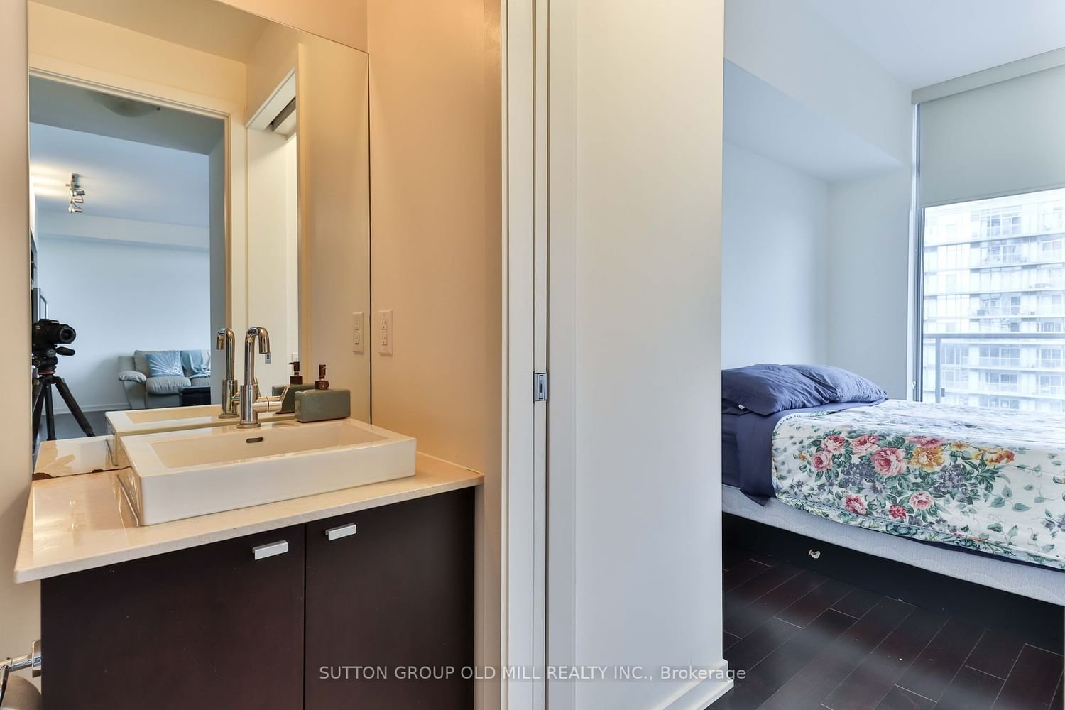 105 The Queensway, unit 2516 for rent - image #7