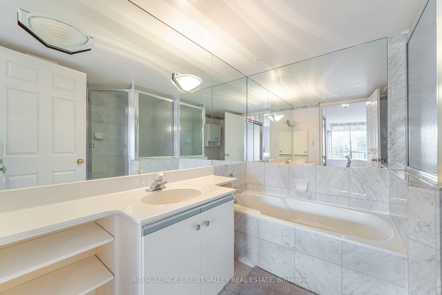 24 Hanover Rd, unit 301 for sale - image #21