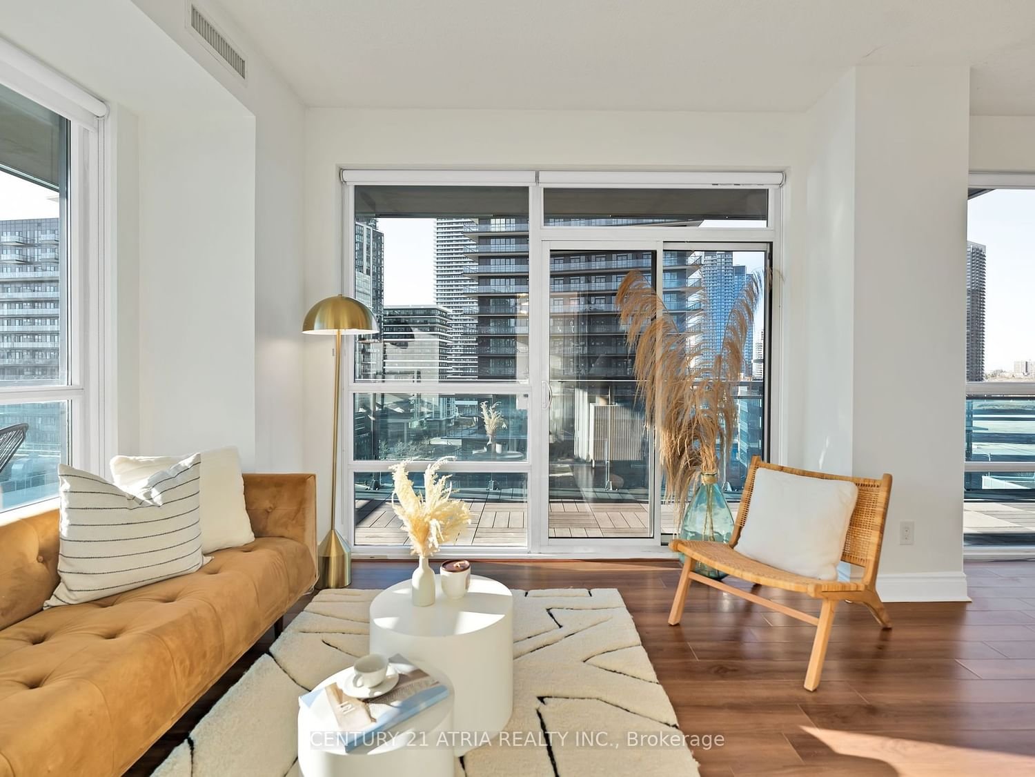 16 Brookers Lane, unit 811 for sale - image #14