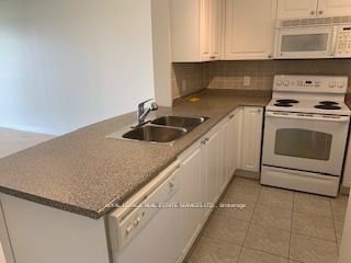 4889 Kimbermount Ave, unit 1106 for sale - image #6