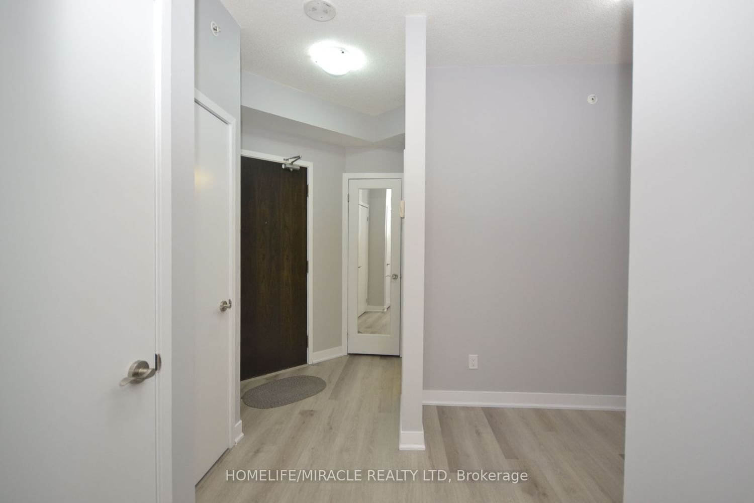 840 Queens Plate Dr, unit 1101 for rent - image #16