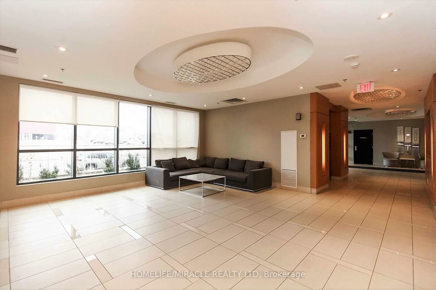 840 Queens Plate Dr, unit 1101 for rent - image #3