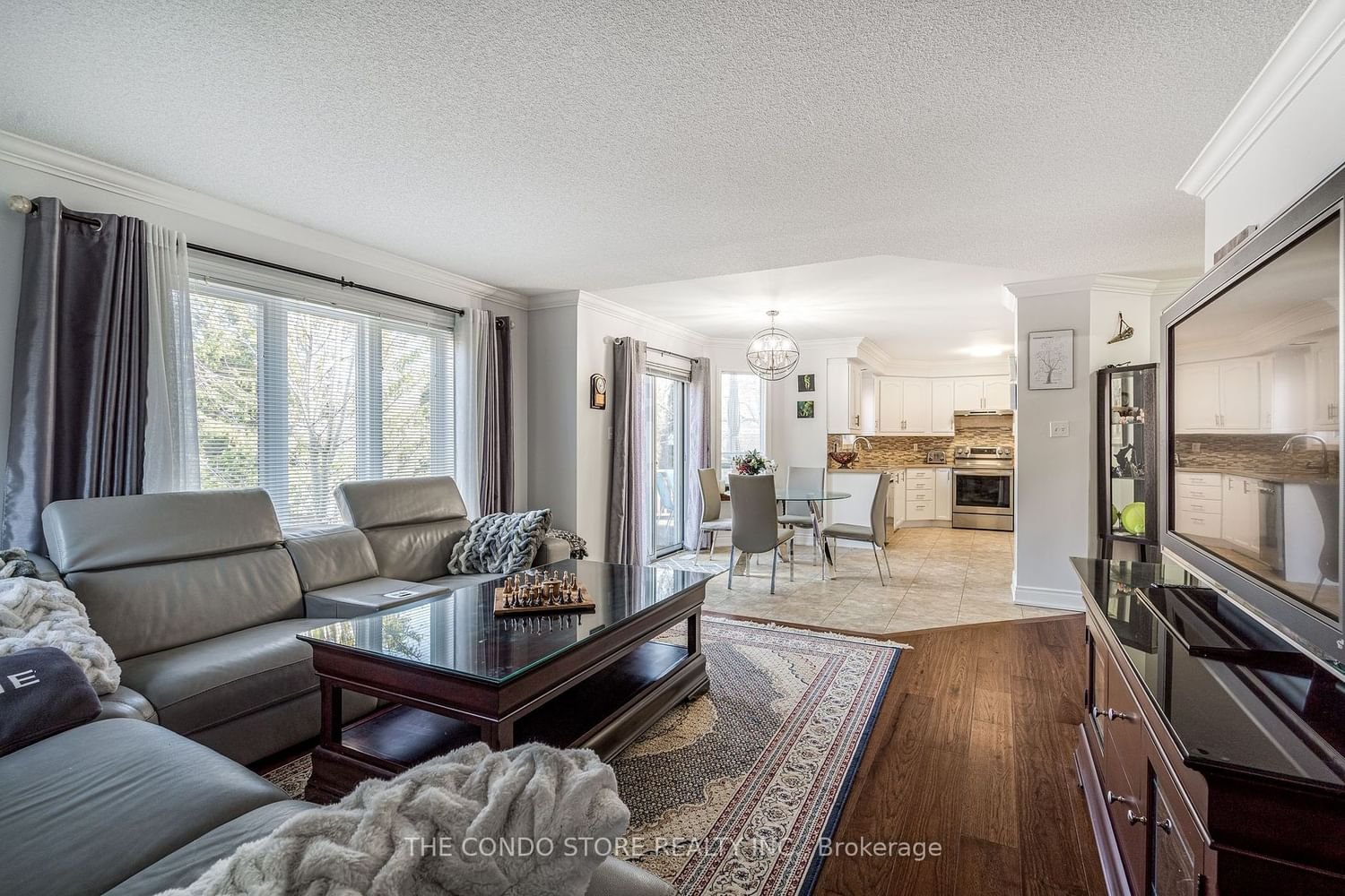 1150 Skyview Dr, unit 52 for sale - image #17