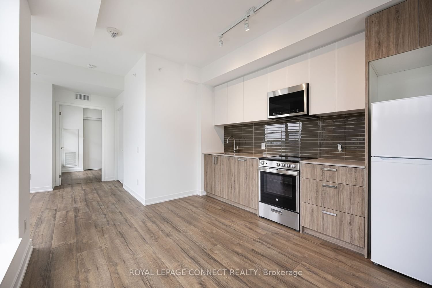 1787 St. Clair Ave W, unit 711 for rent - image #1