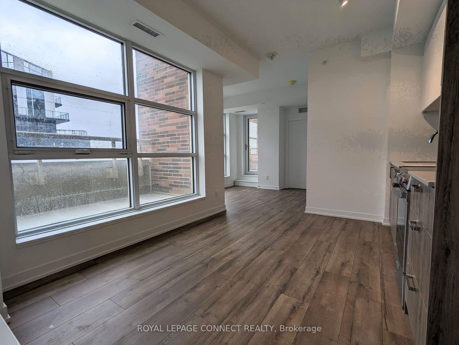 1787 St. Clair Ave W, unit 711 for rent - image #27