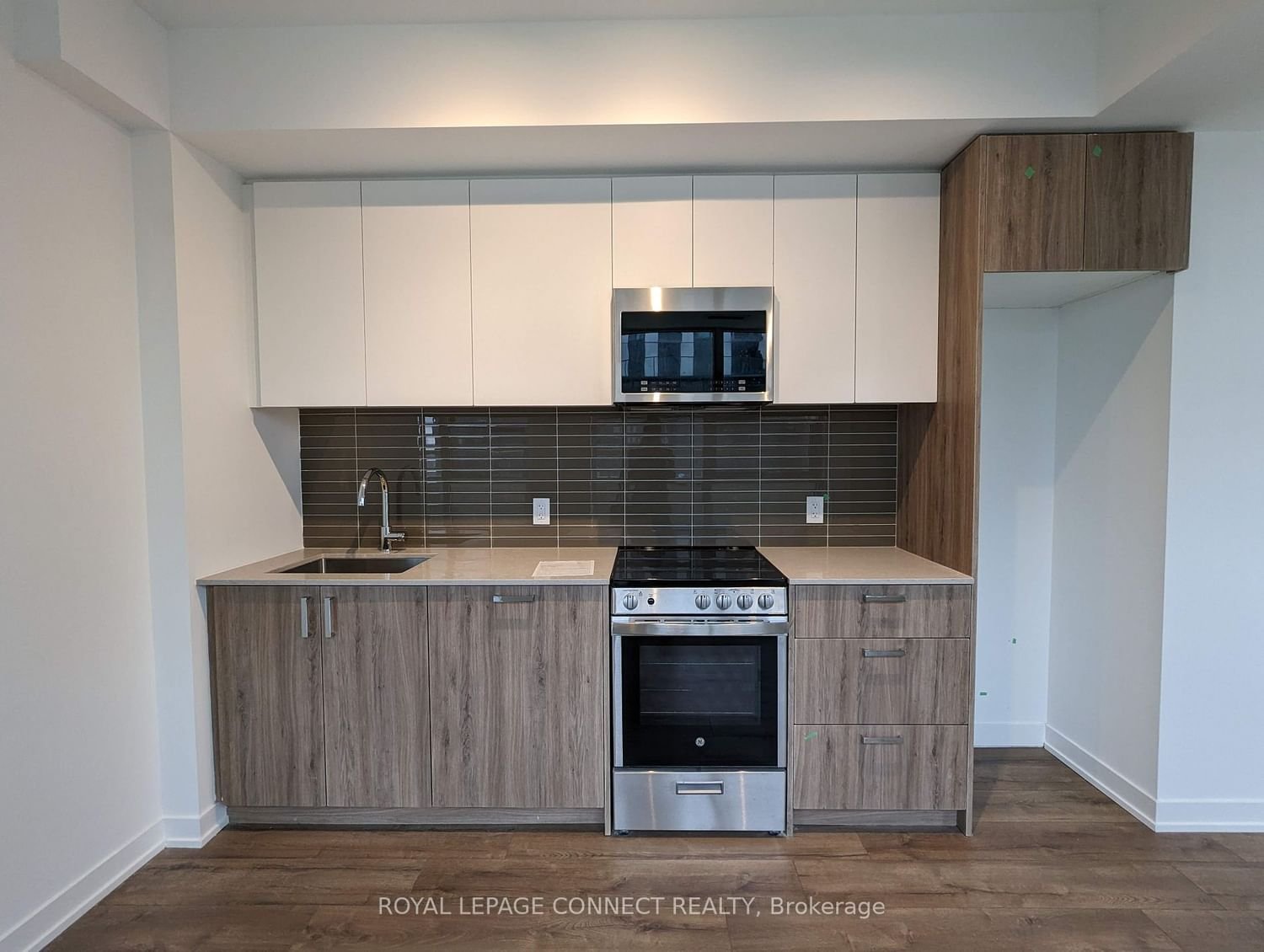 1787 St. Clair Ave W, unit 711 for rent - image #32