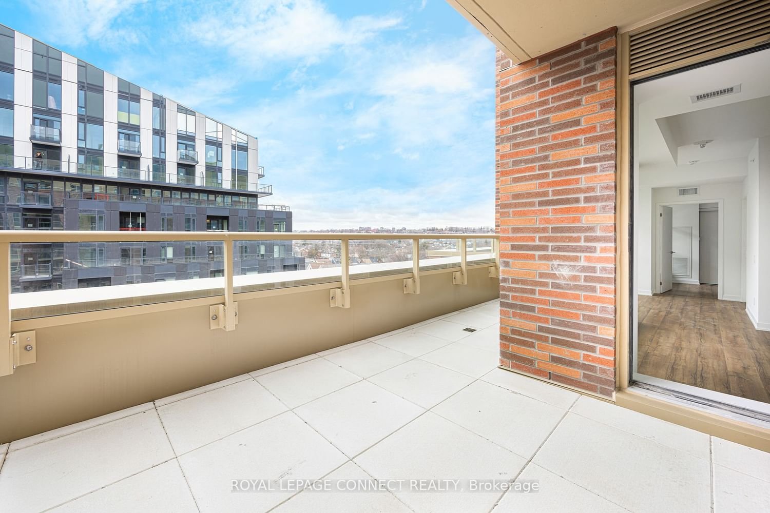 1787 St. Clair Ave W, unit 711 for rent - image #33