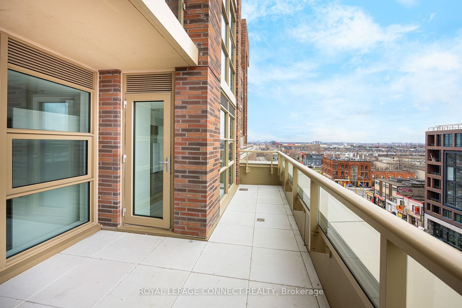 1787 St. Clair Ave W, unit 711 for rent - image #35