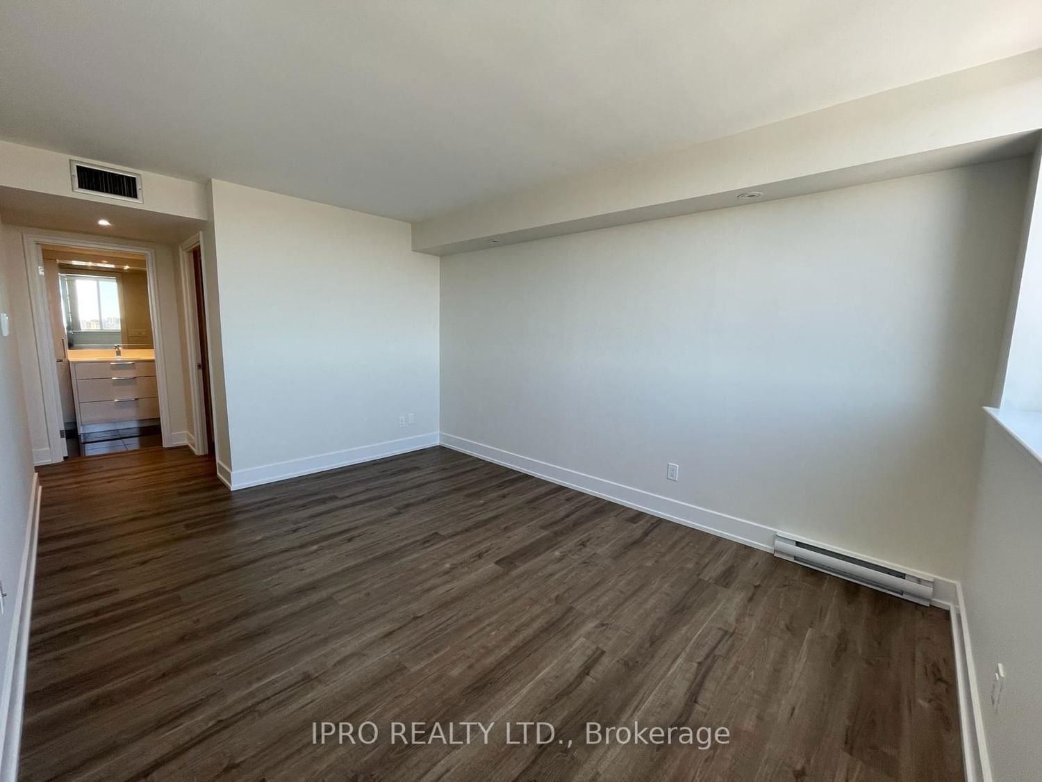 1360 Rathburn Rd E, unit 1705 for rent - image #21