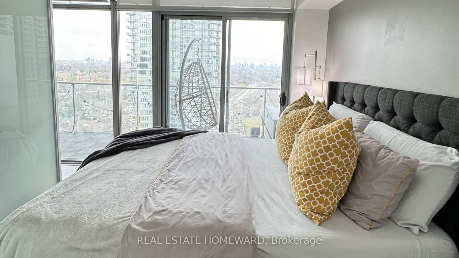 103 The Queensway, unit 1803 for sale - image #12