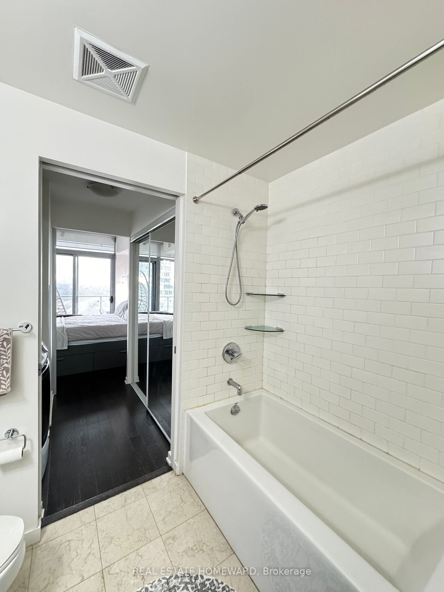 103 The Queensway, unit 1803 for sale - image #15