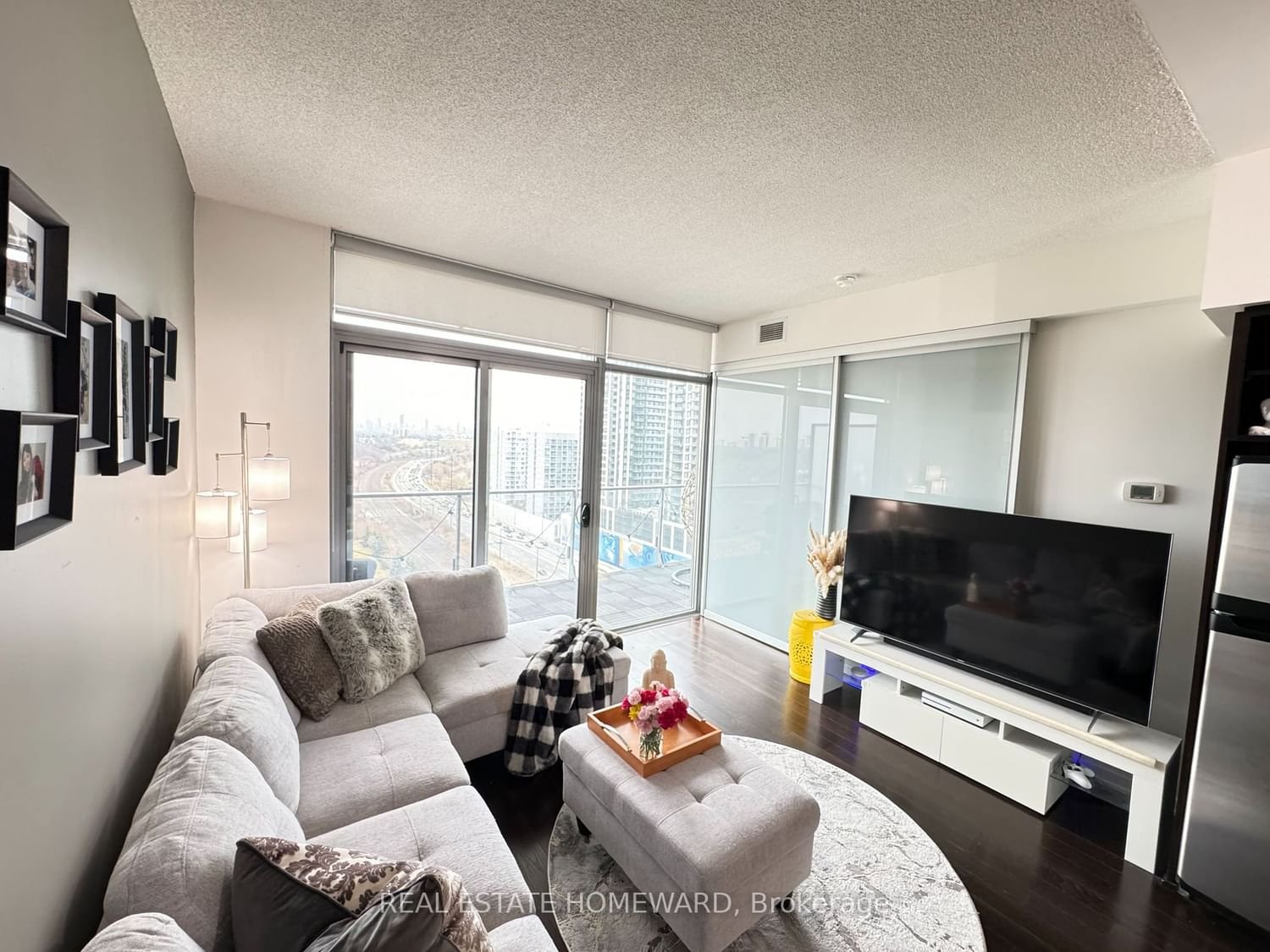 103 The Queensway, unit 1803 for sale - image #4
