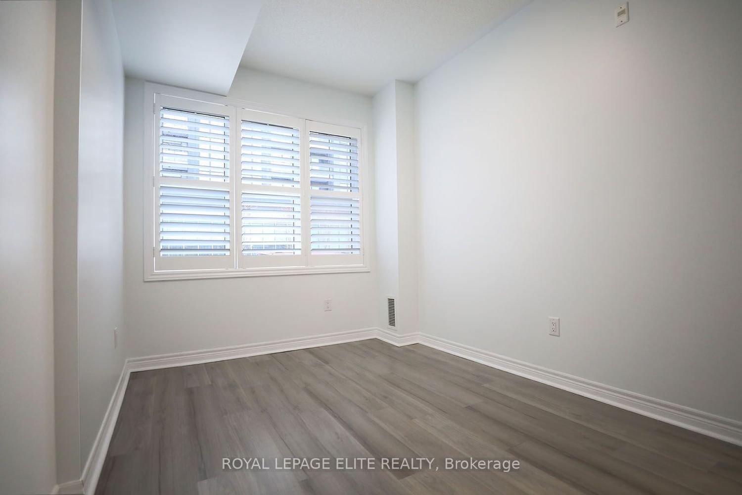 2338 Taunton Rd, unit 109 for rent - image #23