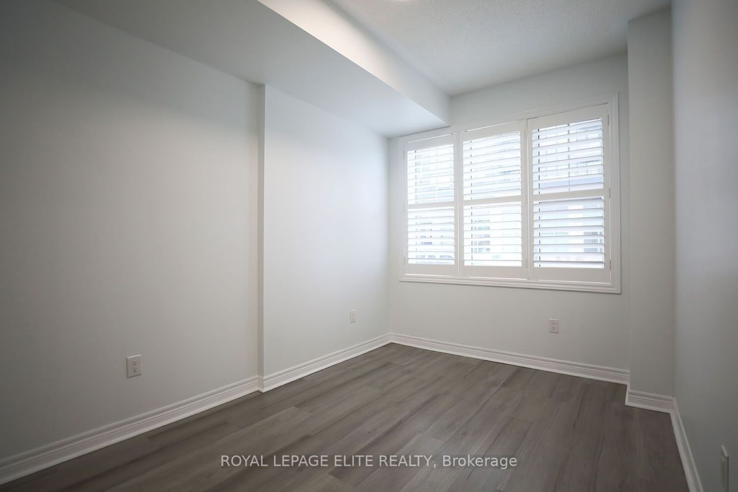 2338 Taunton Rd, unit 109 for rent - image #27