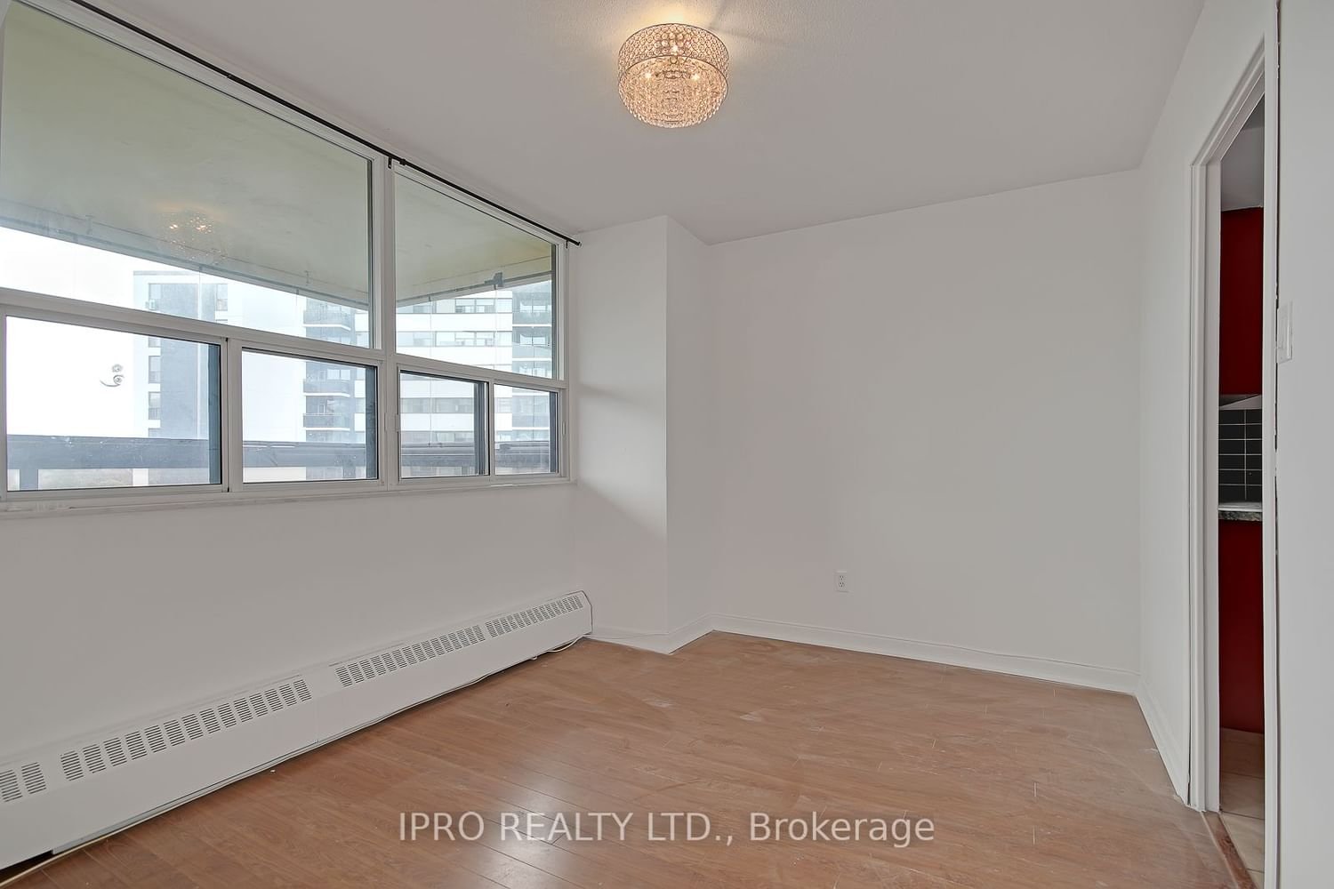 551 The West Mall, unit 1004 for sale - image #11