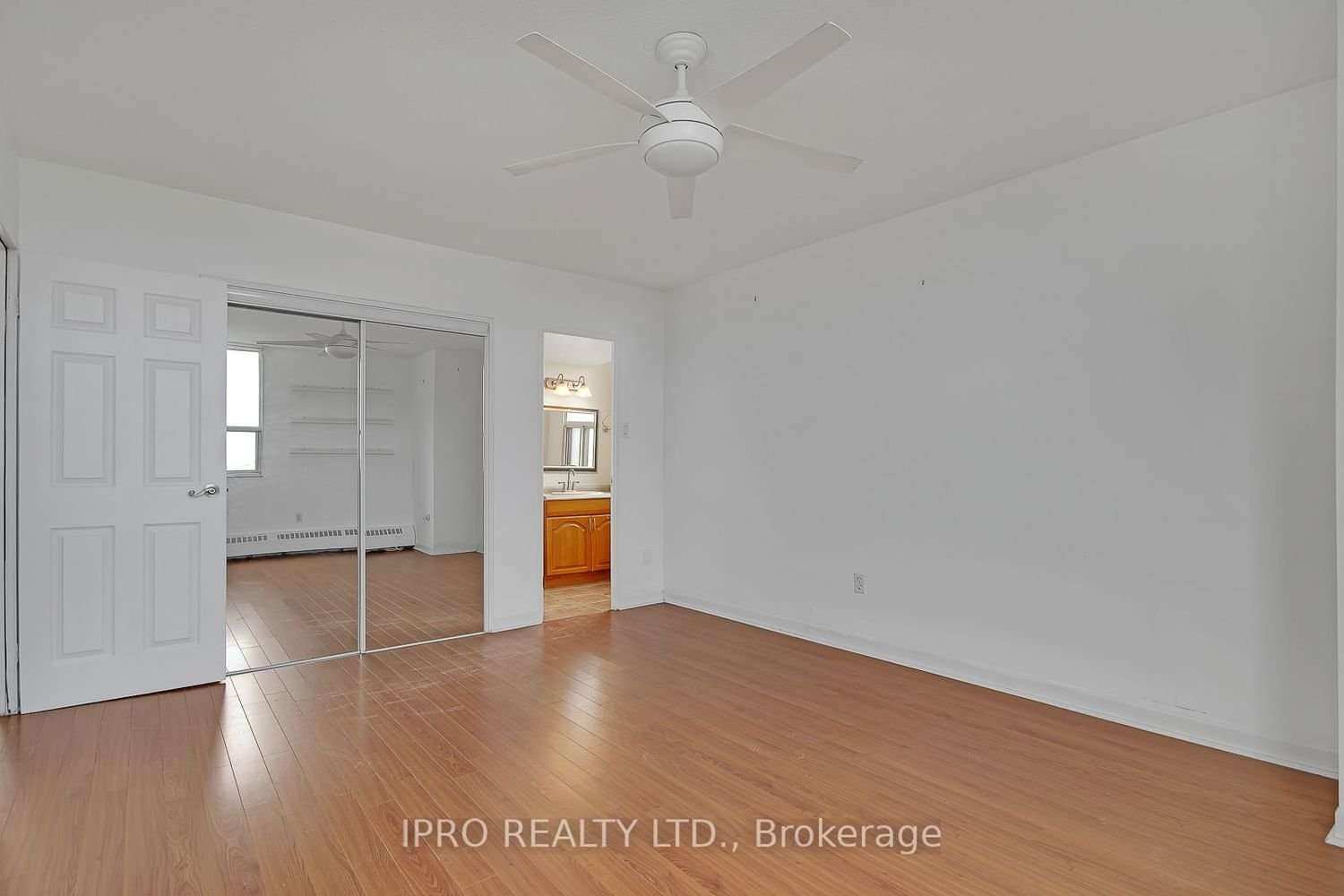 551 The West Mall, unit 1004 for sale - image #23