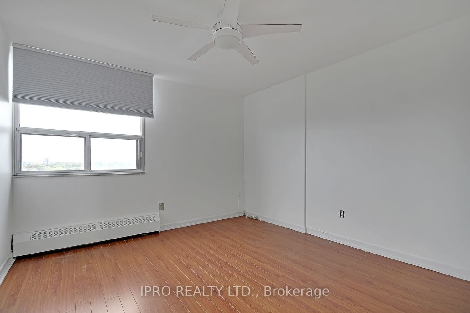 551 The West Mall, unit 1004 for sale - image #25