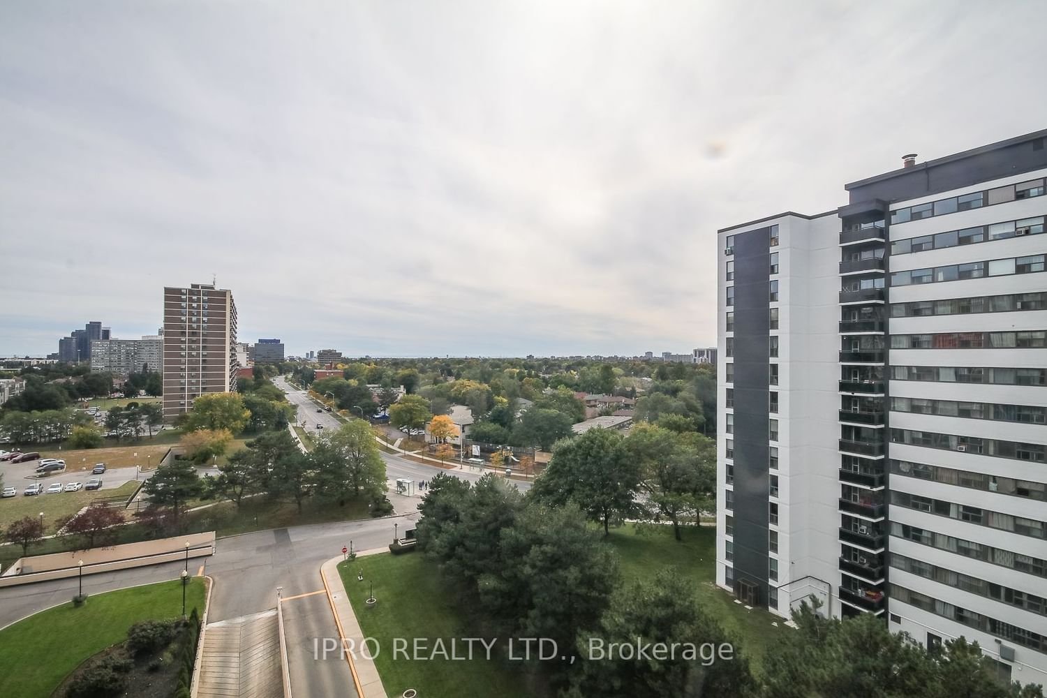 551 The West Mall, unit 1004 for sale - image #32