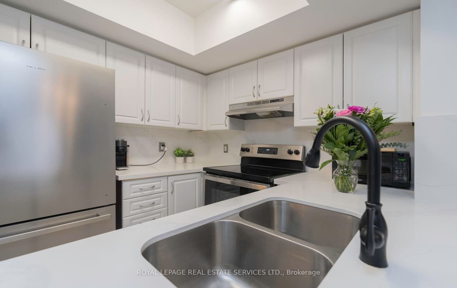 3041 Finch Ave W, unit 2054 for sale - image #18