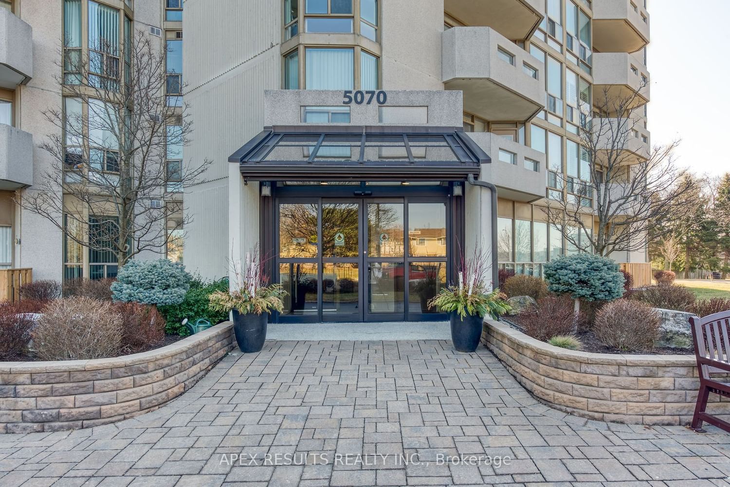 5070 Pinedale Ave, unit 1207 for sale - image #4