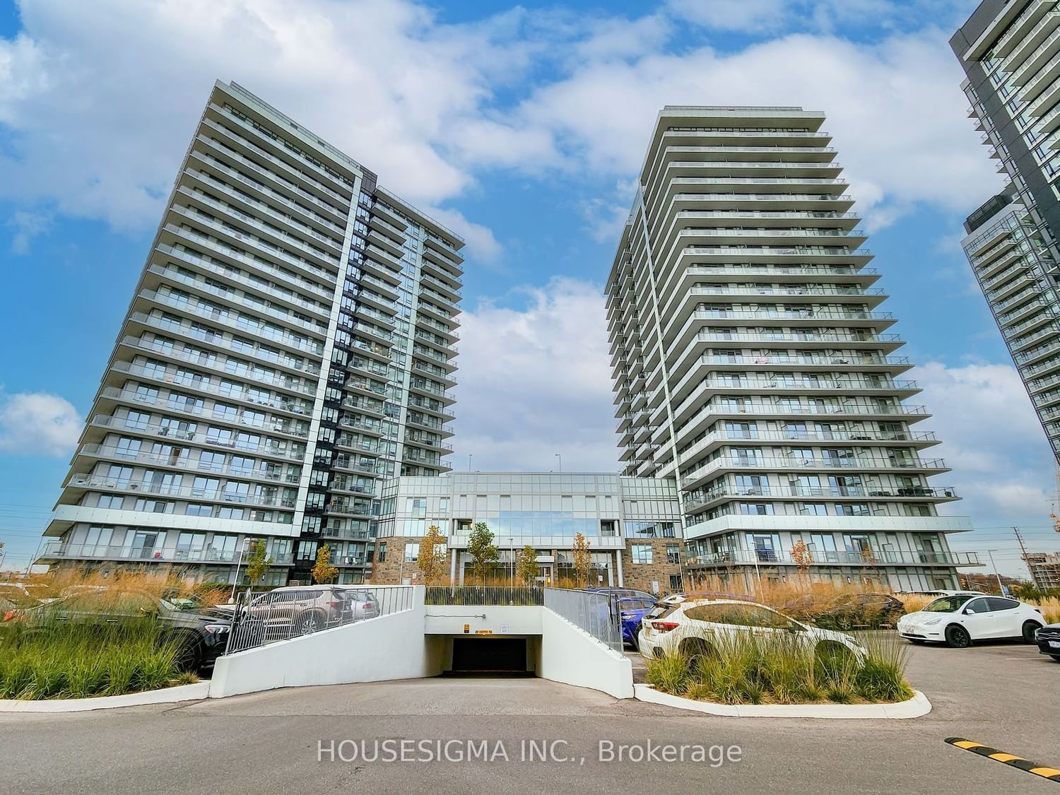 4675 Metcalfe Ave, unit 1202 for rent - image #2