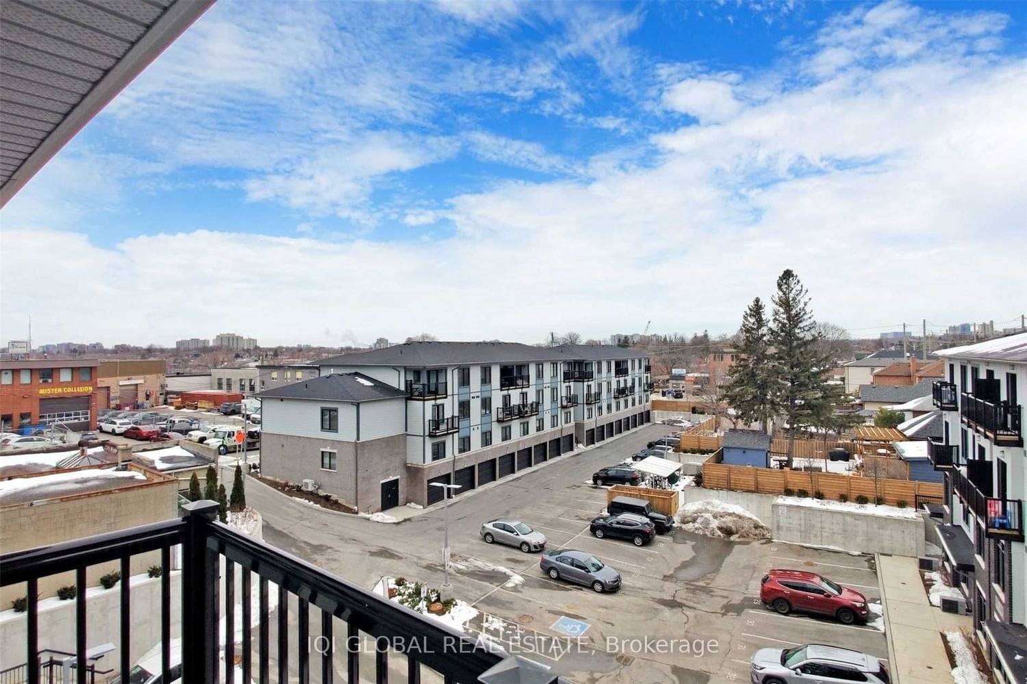 630 Rogers Rd, unit 15 for rent - image #17