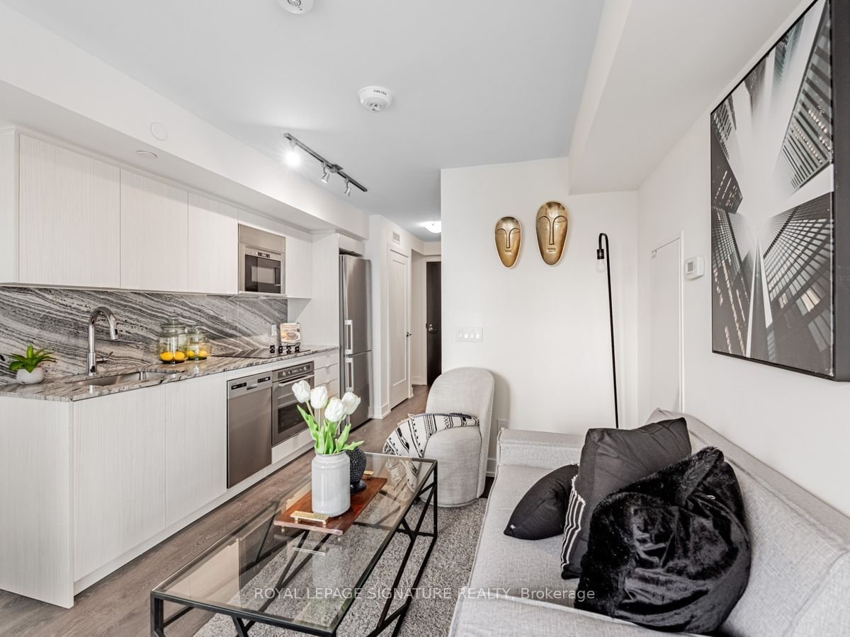 5 Mabelle Ave, unit 2731 for sale - image #7