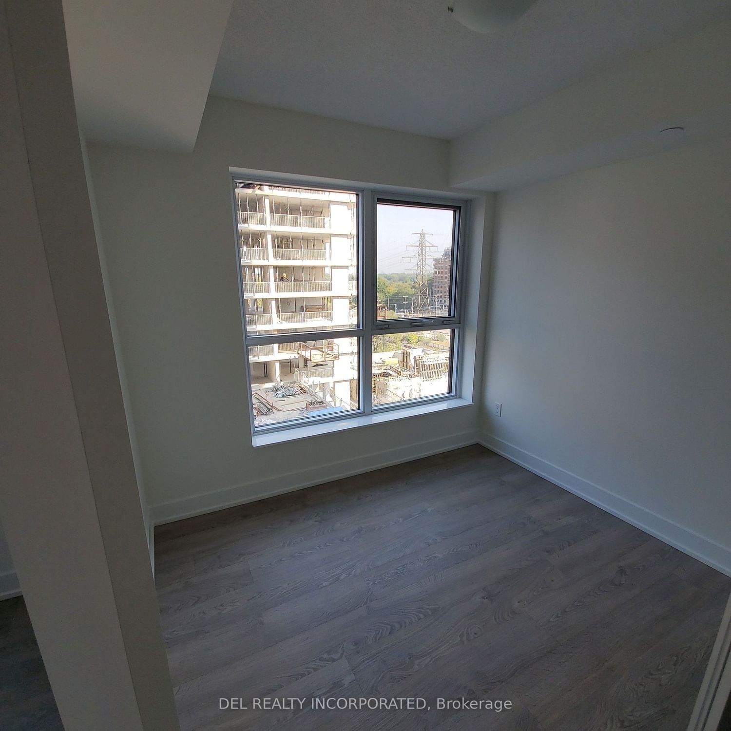 7 Mabelle Ave, unit 604 for rent - image #6