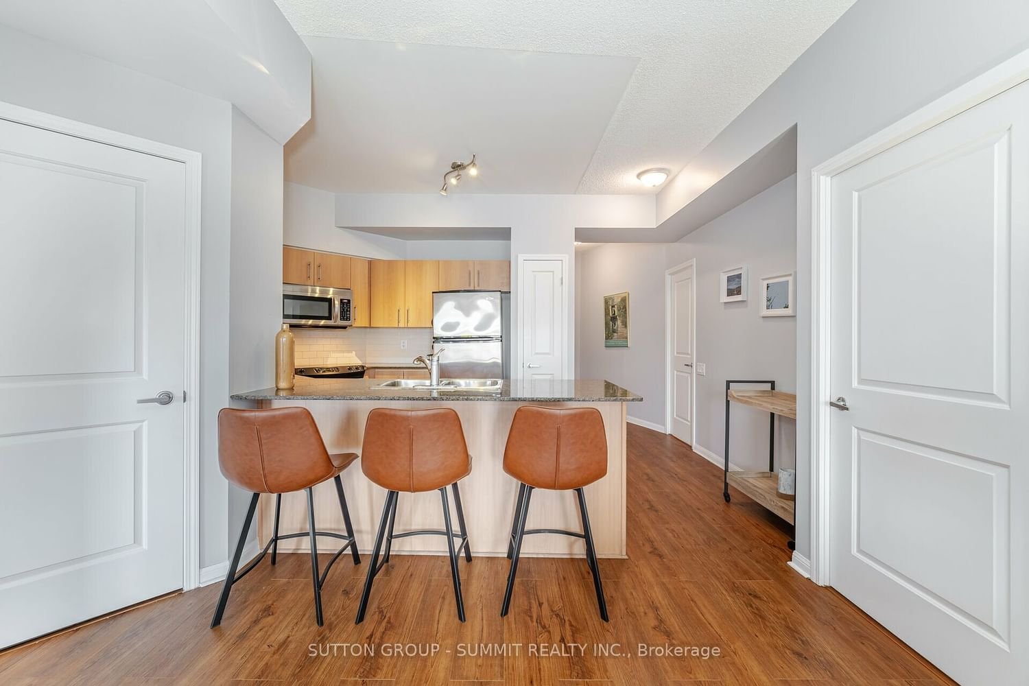 15 Windermere Ave, unit 304 for sale - image #8