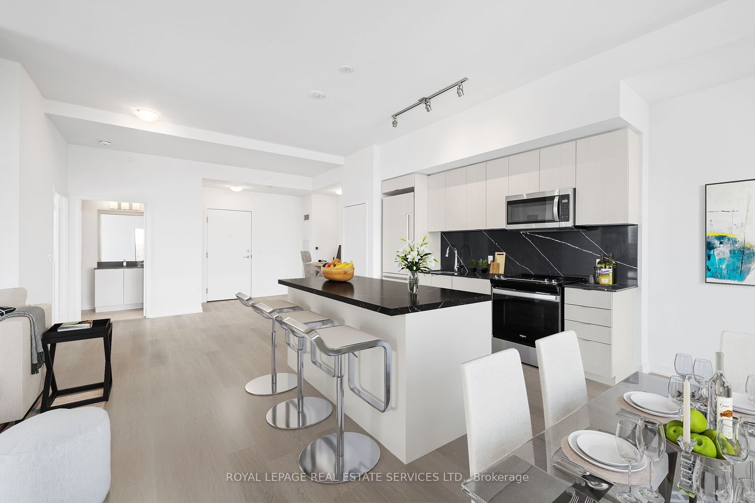 859 The Queensway, unit 1106 for sale - image #5